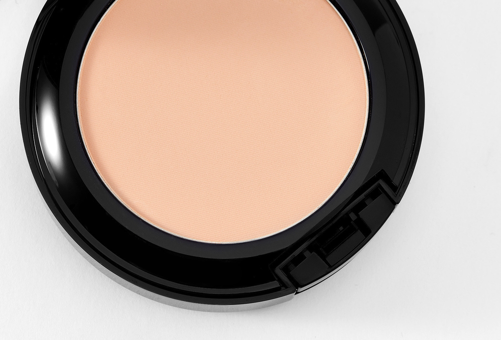 Estee Lauder Double Wear Устойчивая матирующая пудра