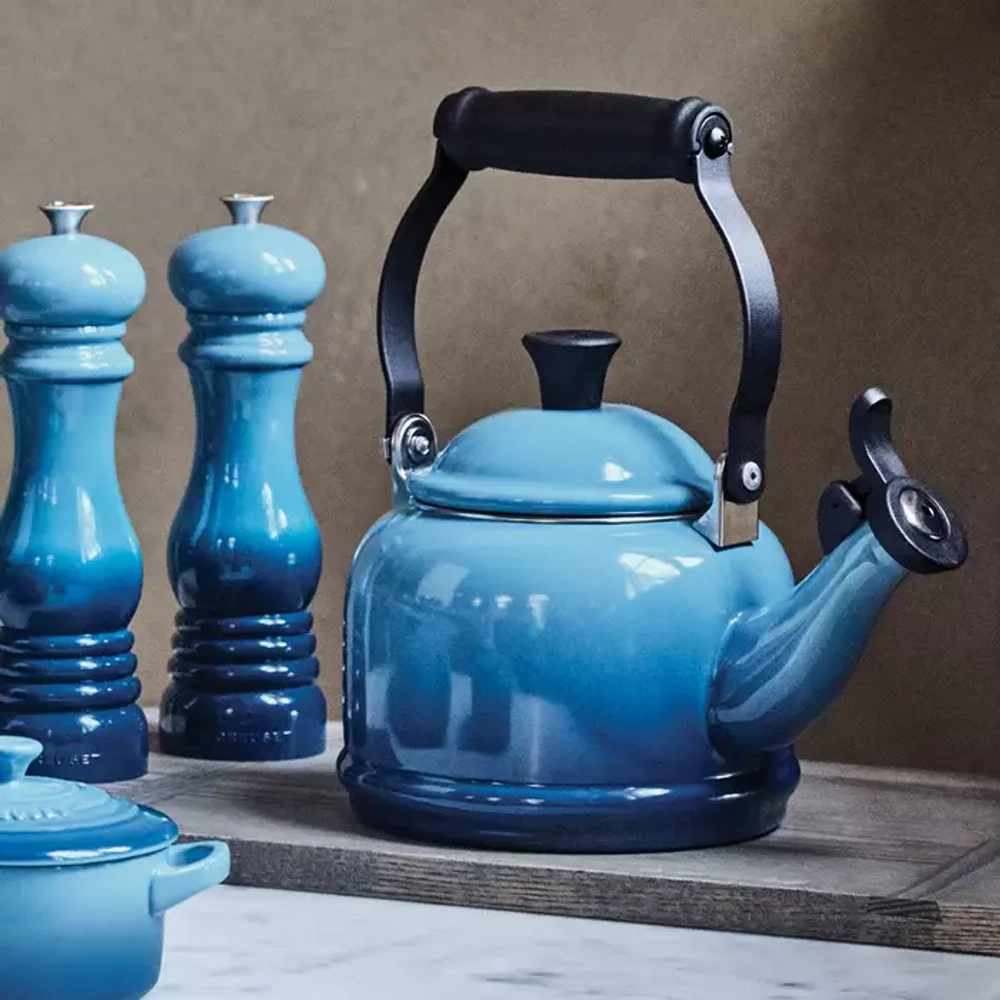 Le Creuset - Демичайник 1,1л пламя / артикул   9200090009  / GTIN 630870010511