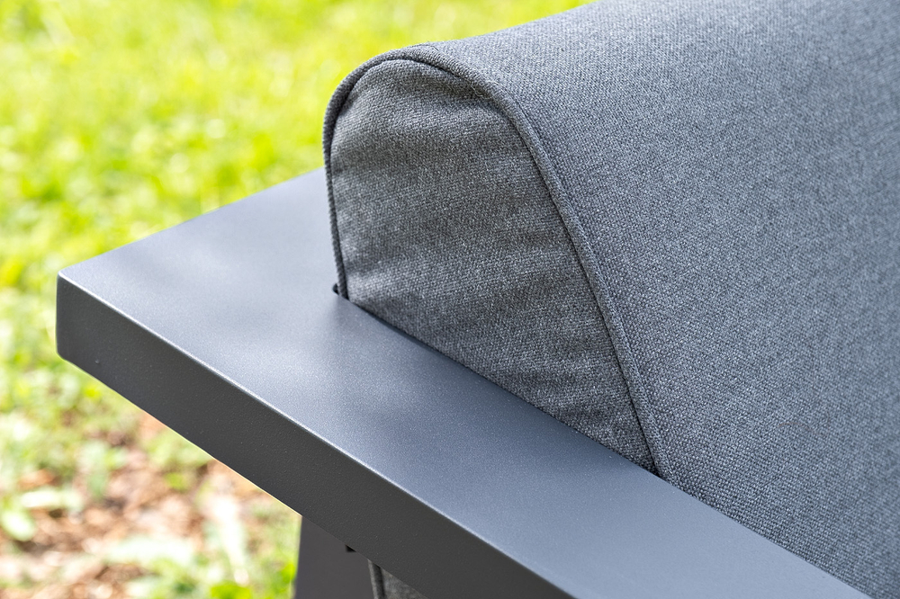 "Гранада" лаунж-зона из алюминия со столиком из HPL