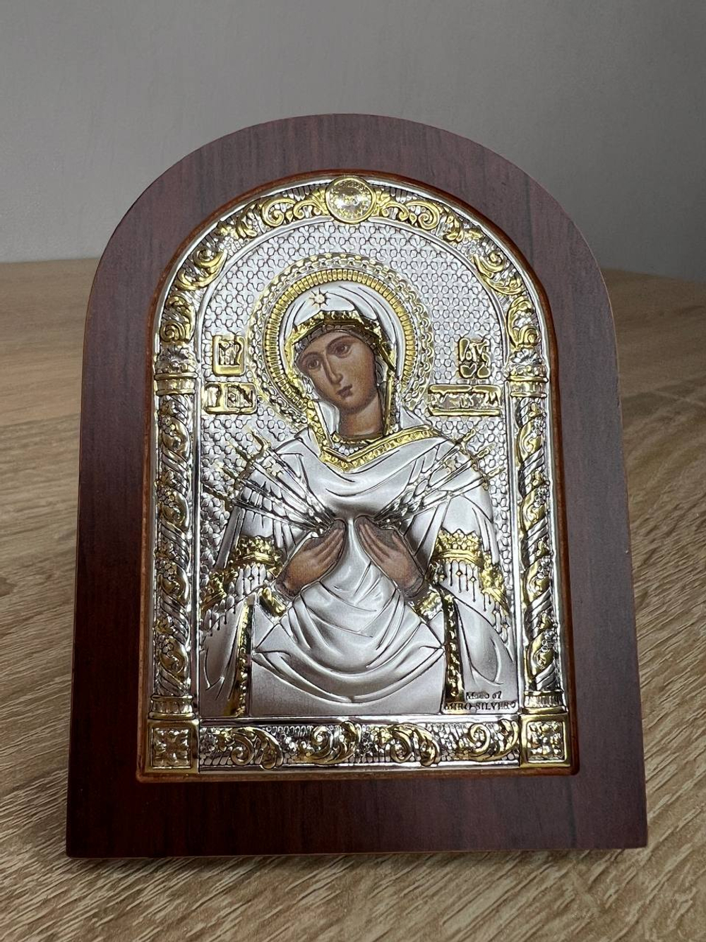 Семистрельная БМ, икона арочная, красное дерево, 60х75