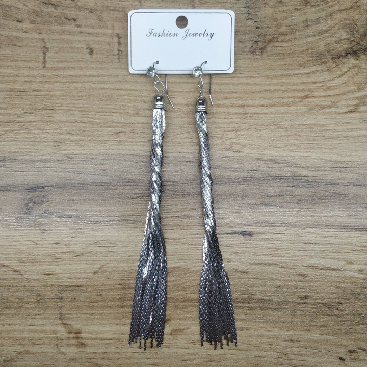 Серьги на швензах с кристаллом Bogema цепочки жгутики крученые длинные цвет серебристый