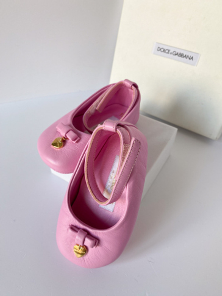 Новые кожаные пинетки Dolce&Gabbana, 16,5