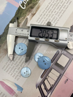 Пуговицы натуральный перламутр голубые