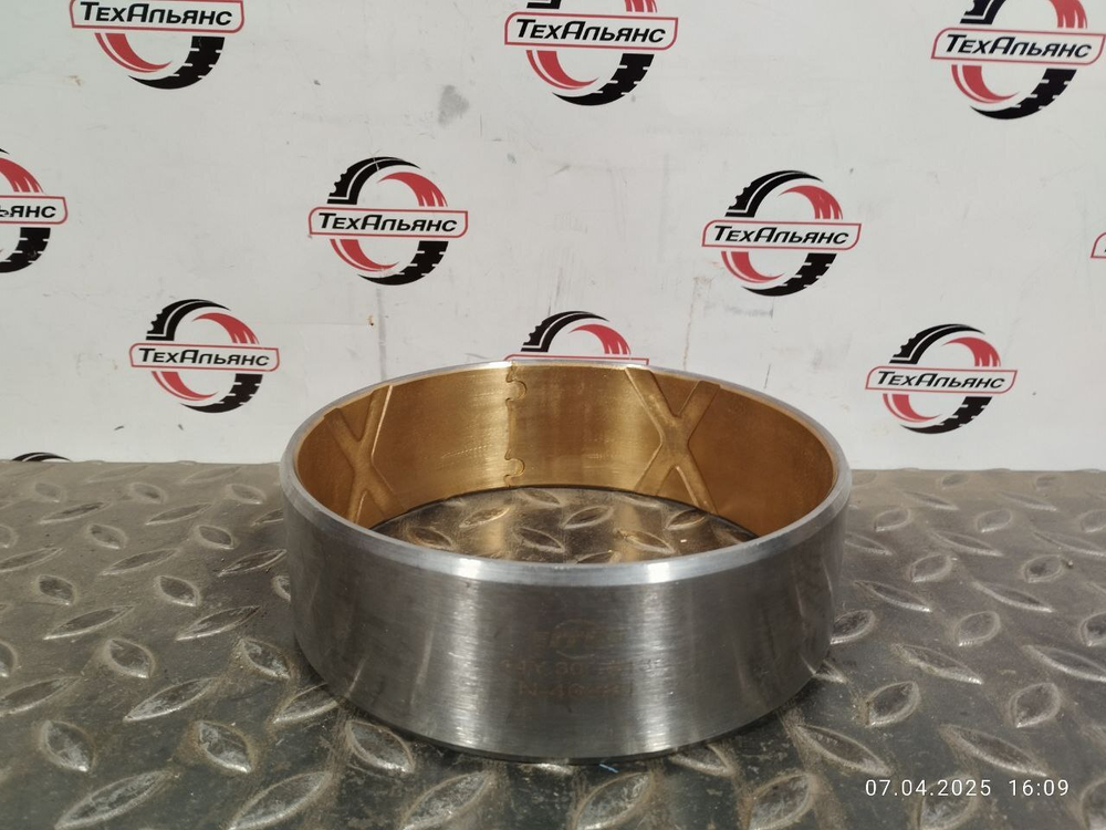 Втулка 14Y-30-18130