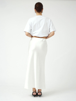 Юбка макси из атласа по косой