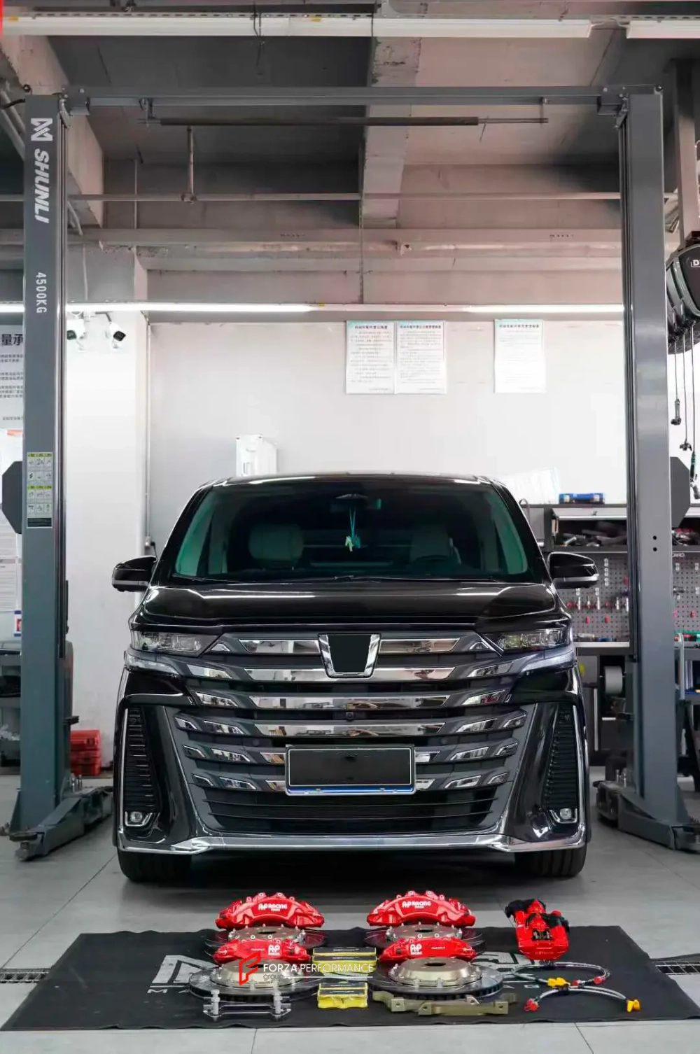 КАРБОН КЕРАМИЧЕСКАЯ УСИЛЕННАЯ ТОРМОЗНАЯ СИСТЕМА ДЛЯ TOYOTA ALPHARD 40 SERIES 2023+ Тойота