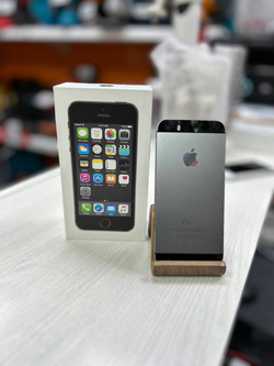 Смартфон iPhone 5S 16 ГБ - серый