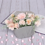 Цветочная композиция «Нежный аромат» 16*10*19см в корзинке, цвет нежно-розовый