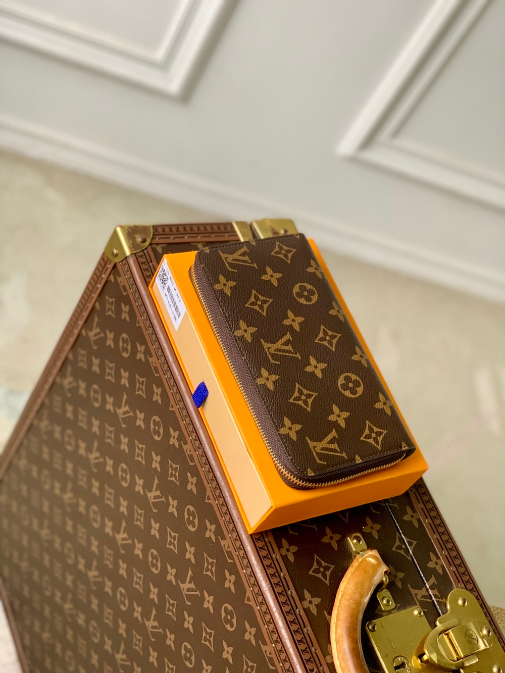 Louis Vuitton Zippy Wallet