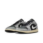 Мужские кроссовки Air Jordan 1 Low 'Light Smoke Grey Off Noir' HQ2010-012