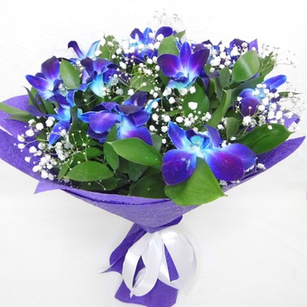 Букет из орхидеи и гипсофилы Сиреневый туман