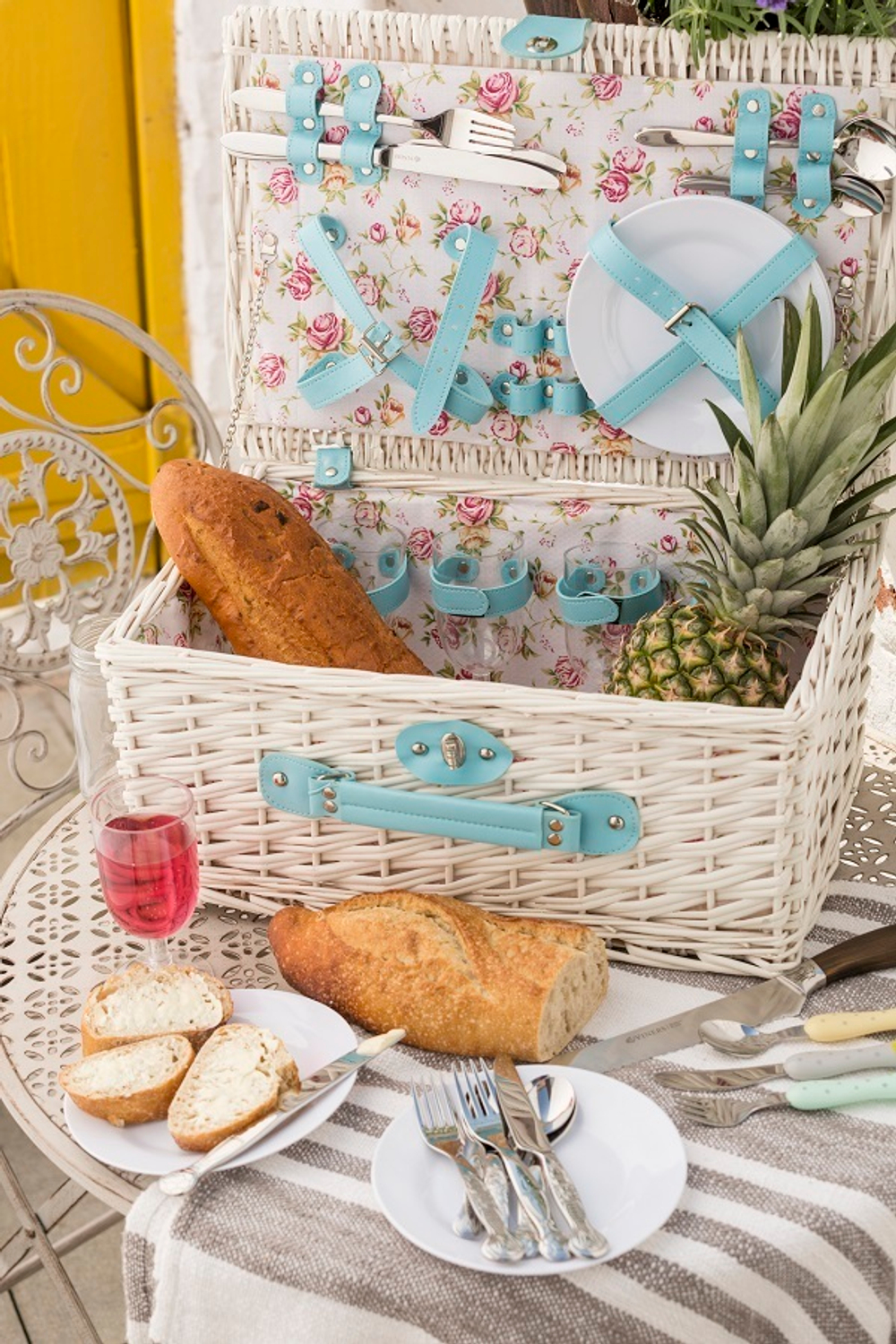 Набор из 4 столовых приборов для детей on the ball