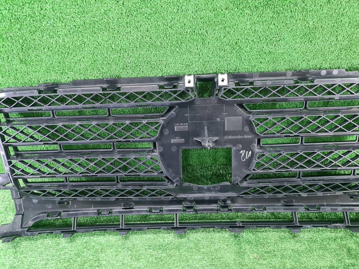 Решетка радиатора Mercedes G W463 (2018-н.в.)