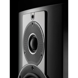 Dali Rubicon 2 C Walnut — активная беспроводная полочная акустическая система (пара)