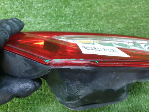 Фонарь правый внутр. Toyota Camry 8 XV70 17-нв LED