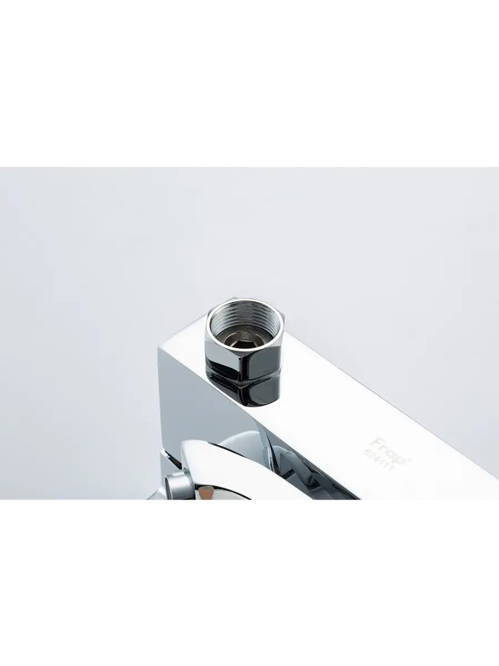 Смеситель для ванны Frap F3276