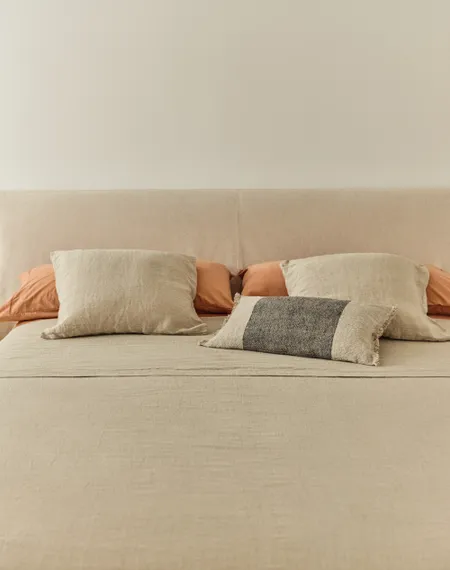 Кровать Blok бежевая со съемными чехлами для матраса 160 х 200 см