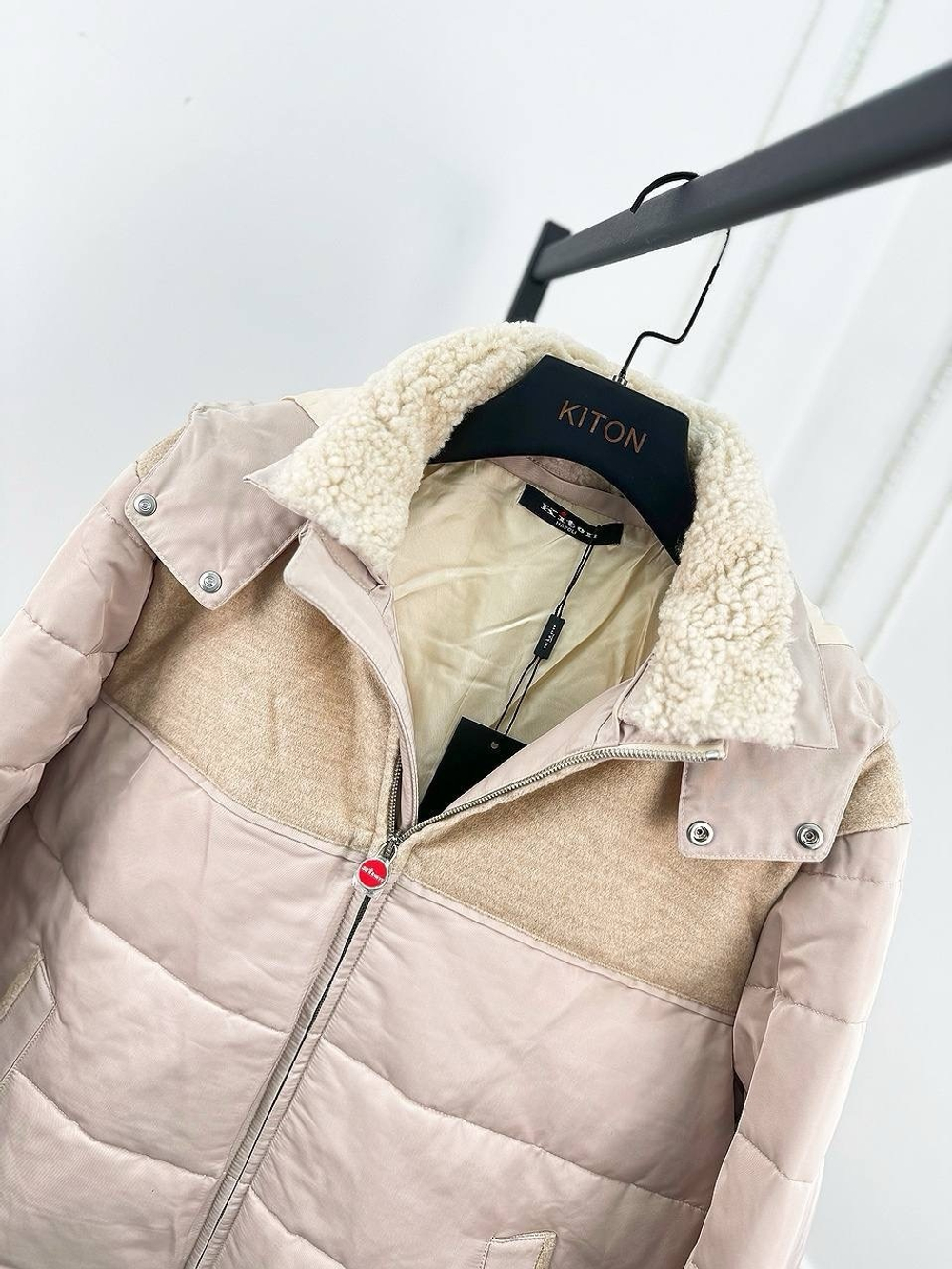 Пуховик Kiton