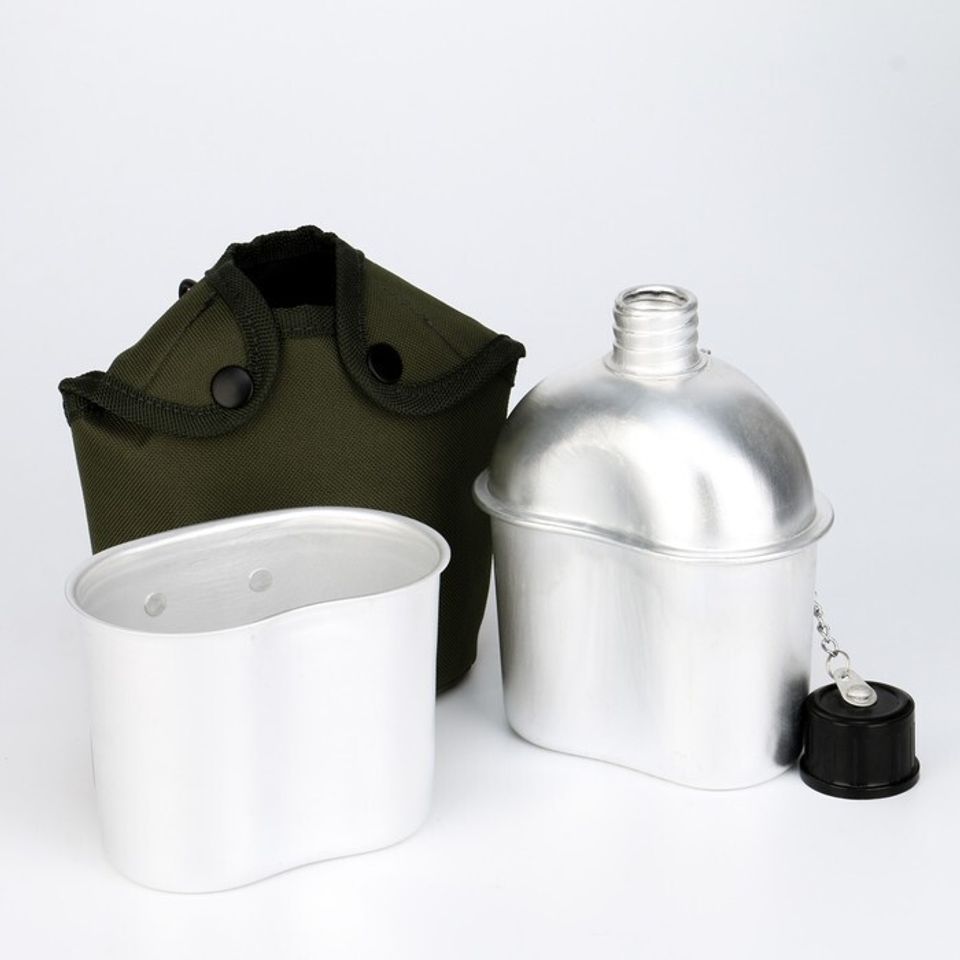 Фляга 800мл с котелком в чехле (олива)