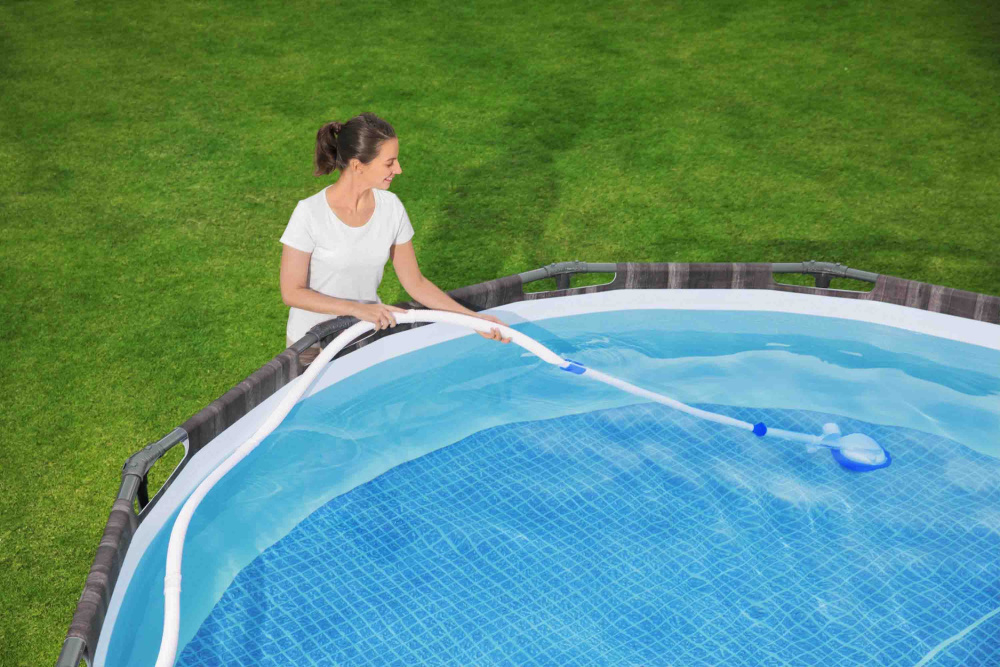 Вакуумный очиститель Aquasweeper для чистки бассейна (Bestway 58628 BW)