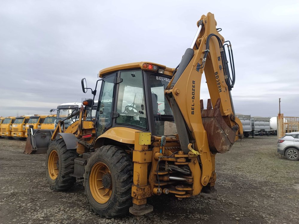 BEL-DOZER BD* Экскаватор-погрузчик BD388H (Дизельный, 4.8 л, 102 л.с. АТ)