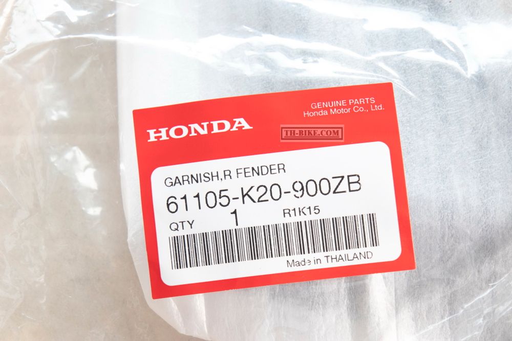 61105-K20-900ZB. GARNISH, R. FR. FENDER *NH1*