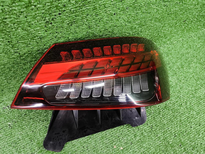 Фонарь правый внешний Mercedes E W213 (2020-2023)