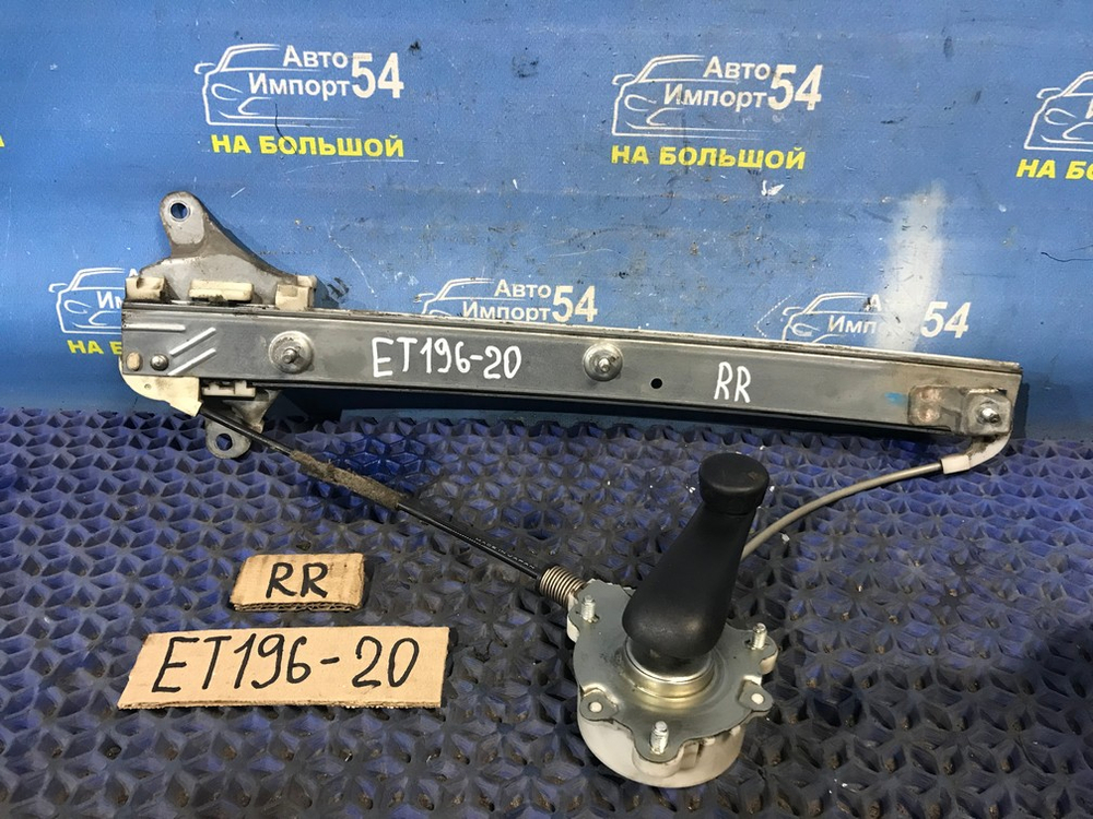 Стеклоподъемник задний правый TOYOTA CALDINA 1996