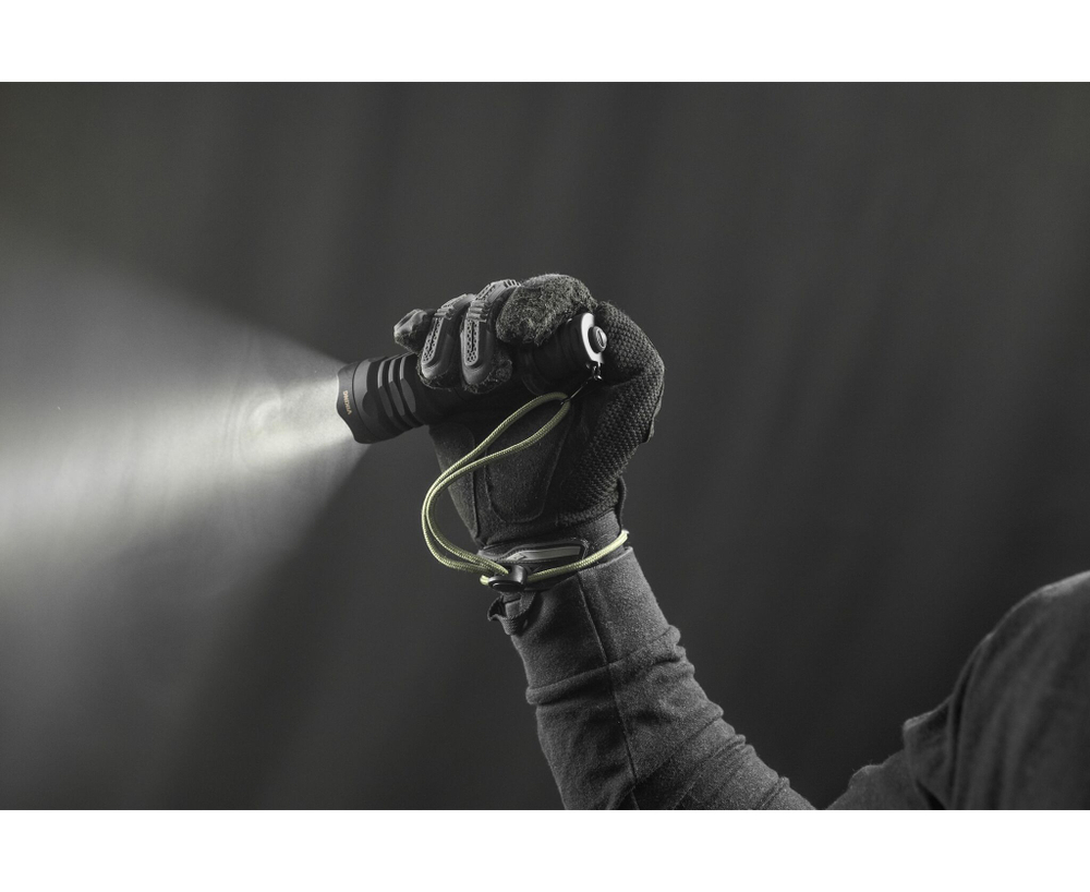 Фонарь Armytek Viking F01802W 2330 люмен (теплый свет)