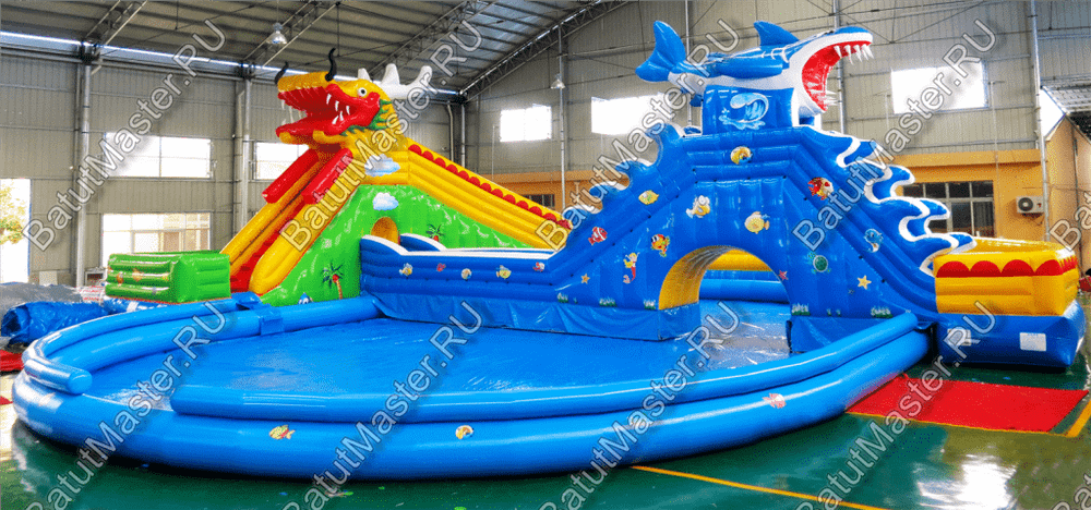 Надувной наземный аквапарк на постоянной подкачке «Акула и дракон» 21.6*21*8 м