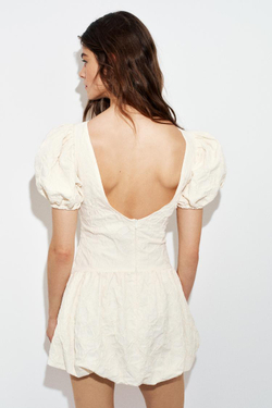 ZARA КОРОТКОЕ ЖАККАРДОВОЕ ПЛАТЬЕ-БАЛЛОН, ЭКРЮ