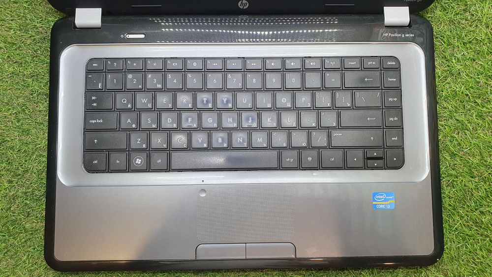 Ноутбук HP i3/3Gb