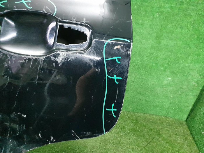 Дверь задняя левая Toyota Land Cruiser 200 (2015-2021)