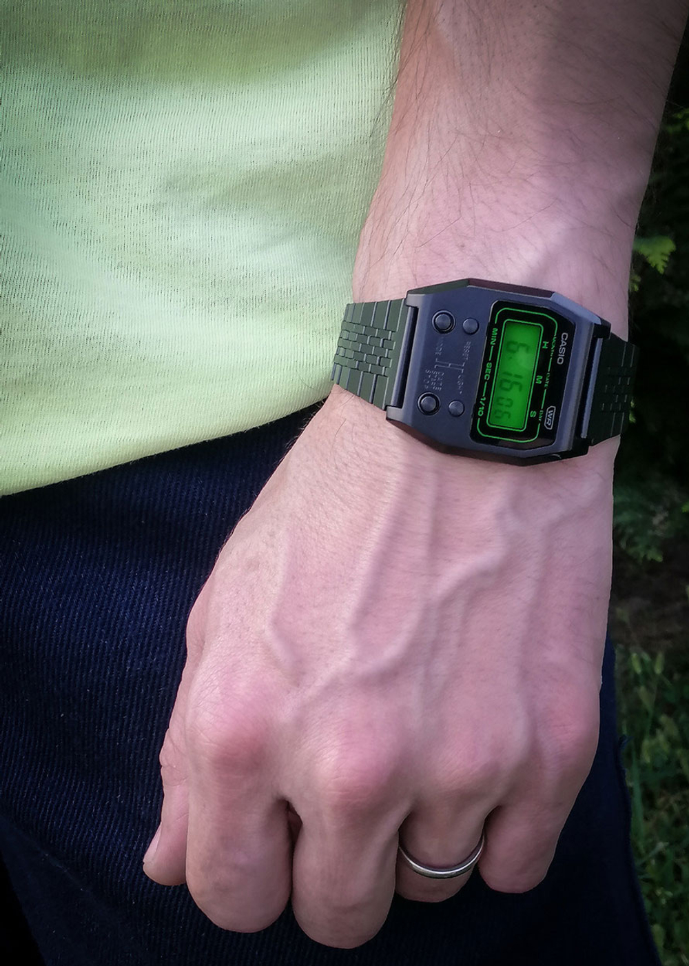 Часы Casio A1100B-1EF