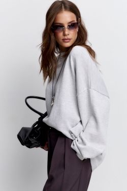 Джемпер с хлопком светло-серого цвета