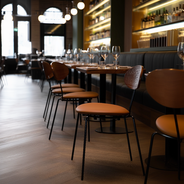 Стул металлический с мягким сиденьем из экокожи и деревянной спинкой CH77