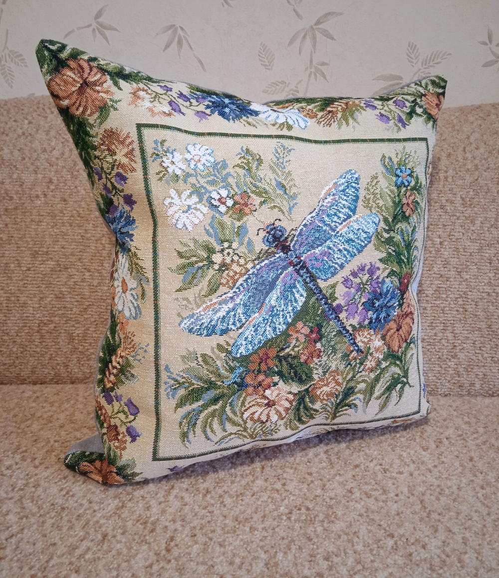 Декоративный гобеленовый чехол Стрекоза47х47