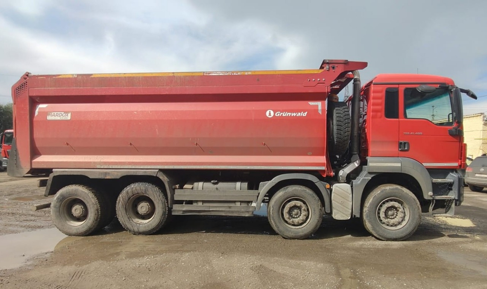 Grunwald 6582* на шасси MAN TGS 8x4 Самосвал 6582-0000010-50 (Дизельный, 10,5 л, 400 л.с., МТ)