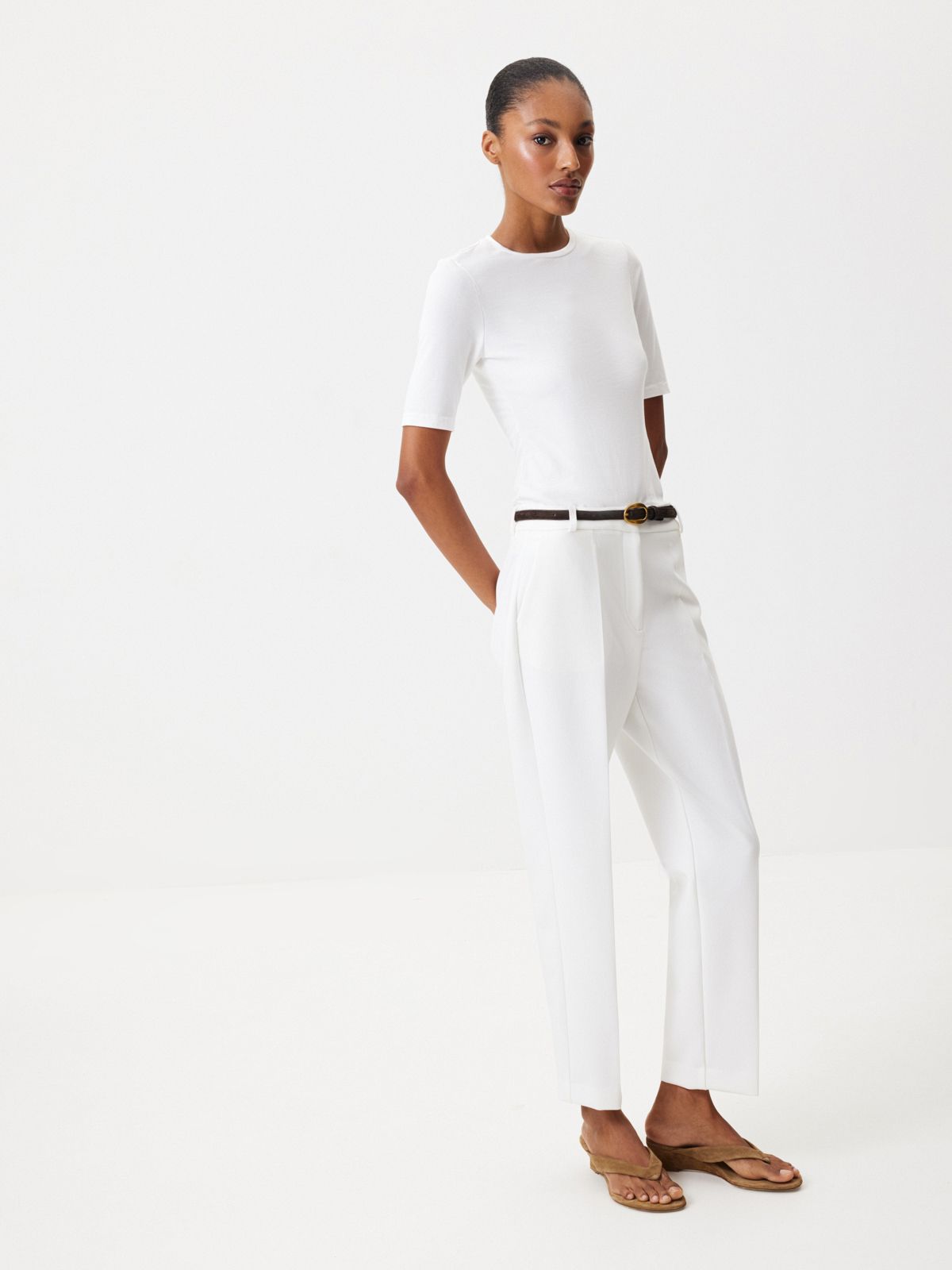 Лаконичные брюки «Молочное парфе»