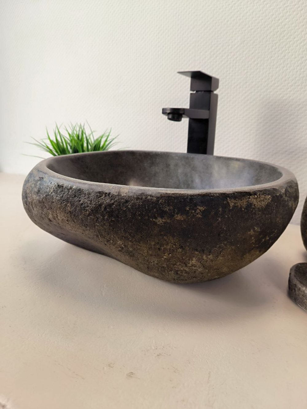 Раковина из речного камня RS-65994 39х31х16 из натурального камня