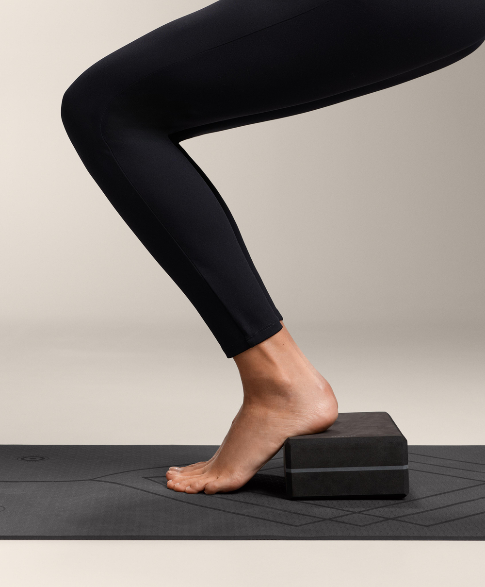 Oysho Длинный комбинезон Comfortlux с вырезом-лодочкой, черный