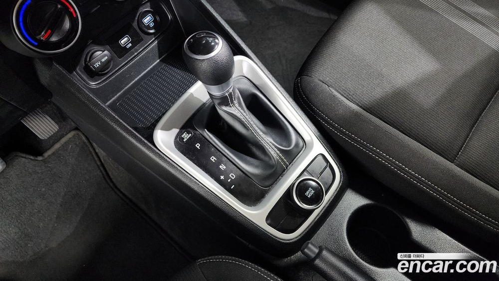 Hyundai Venue 1.6 Smart (11.2019)