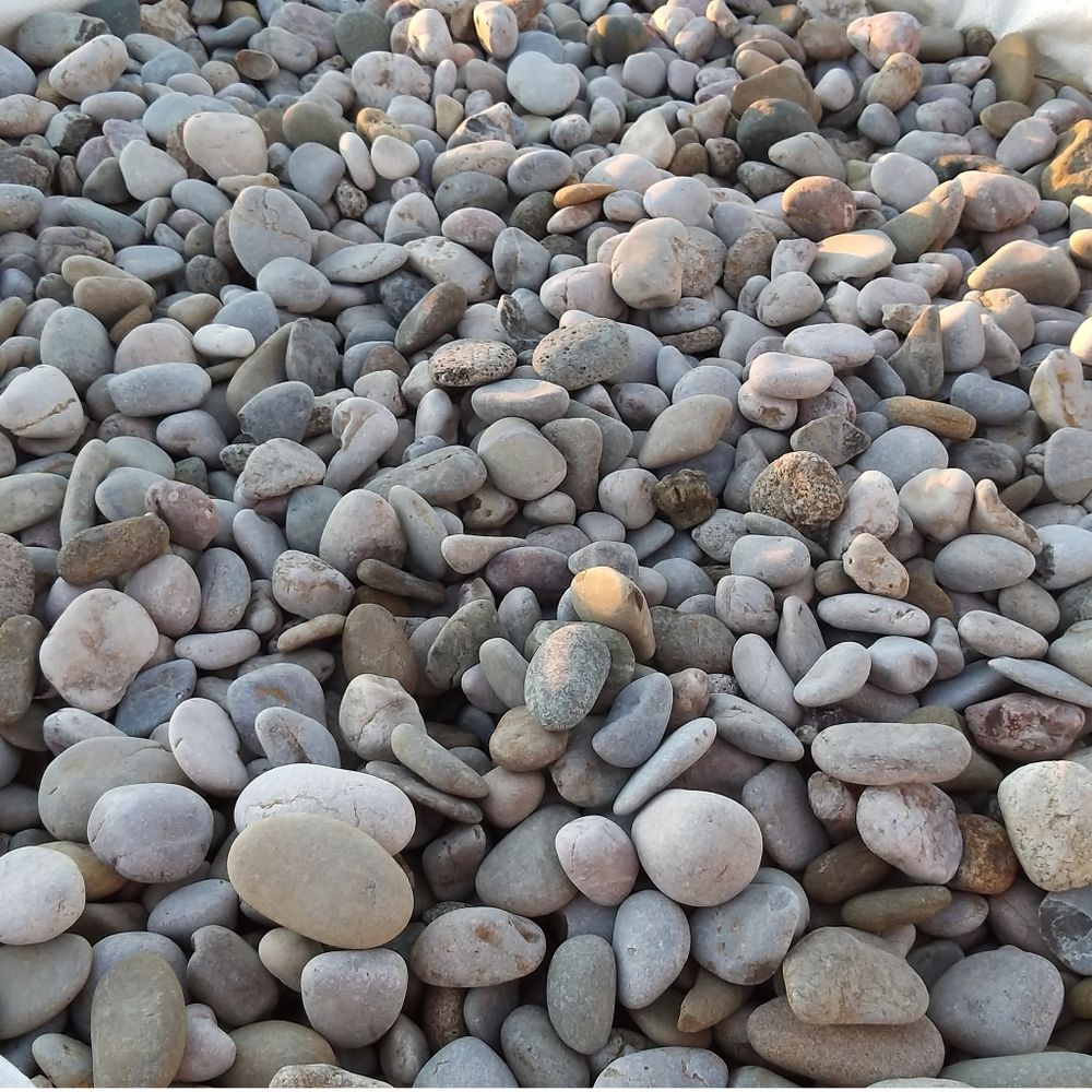 Галька камень морской Дикий пляж