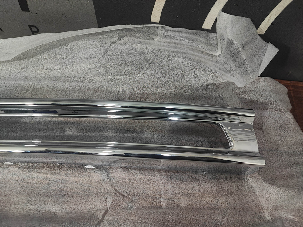 Накладка переднего бампера ML (W166) 11-15 Новая Оригинал 18MH09322