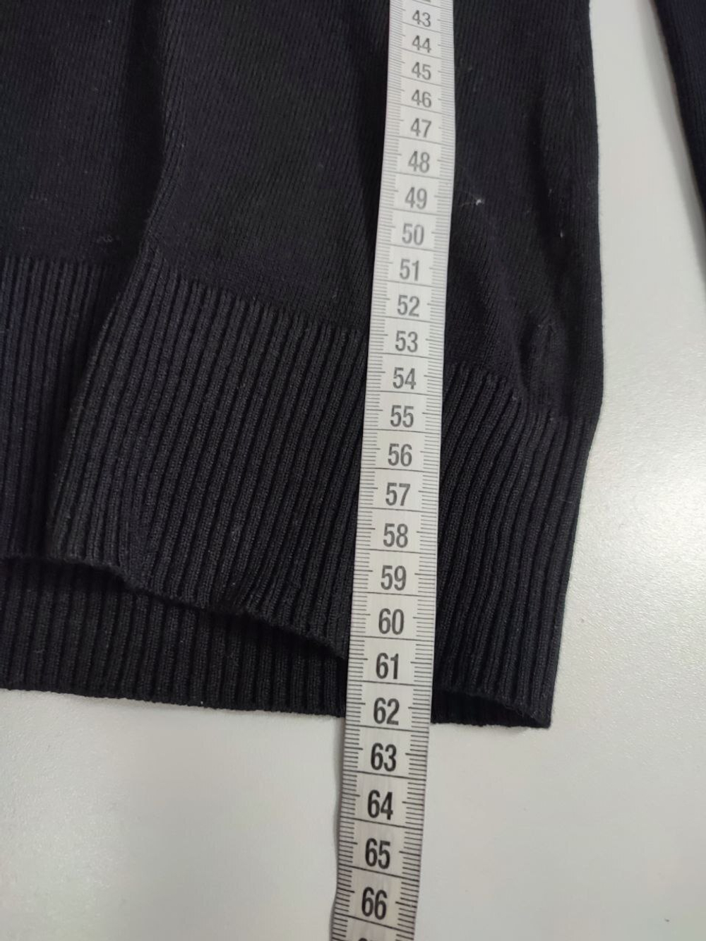 Джемпер лаконичный 44 размер