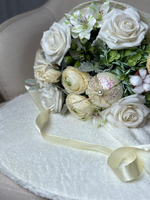 Платье для цветов. Круглая форма. Мех искусственный. Цвет:Молочный.