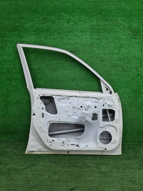 Дверь передняя левая Subaru Forester SH (07-13)