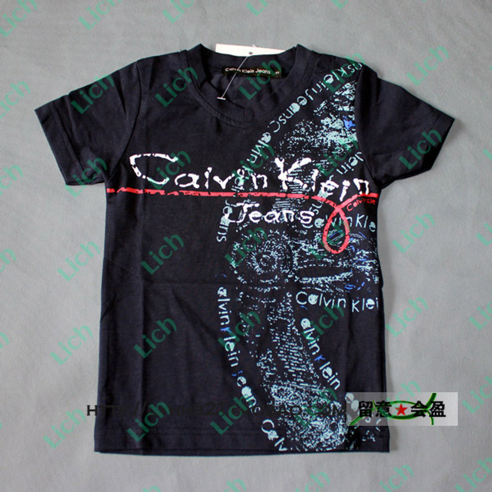 Футболка с принтом и надписью