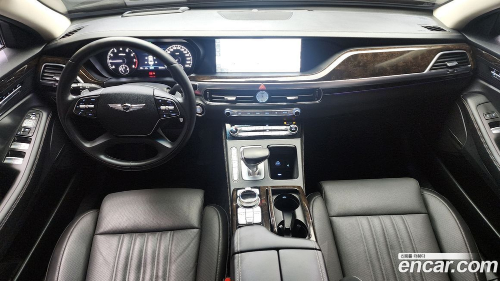 Genesis G90 3.8 AWD (08.2020)