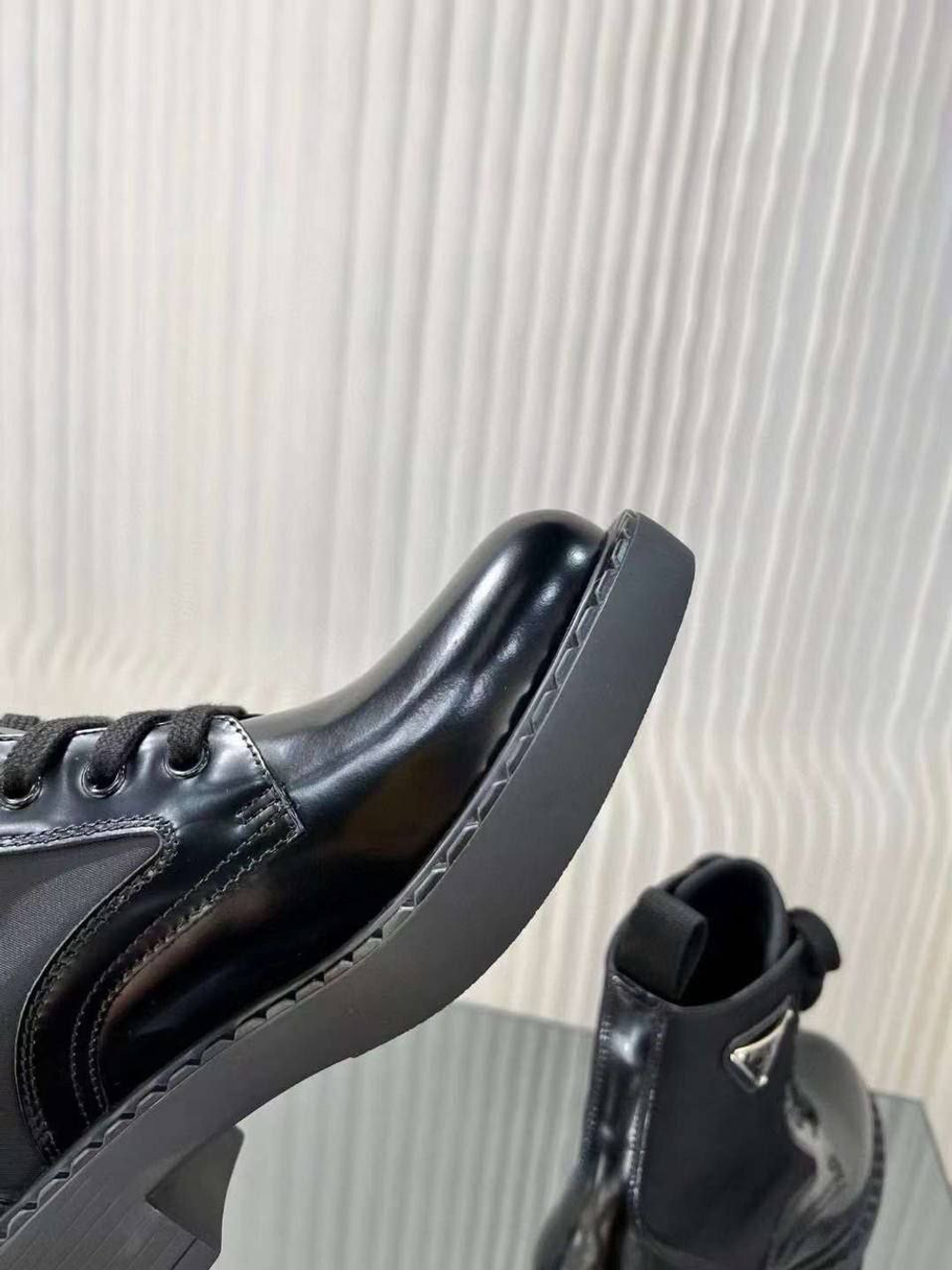 Ботинки Prada